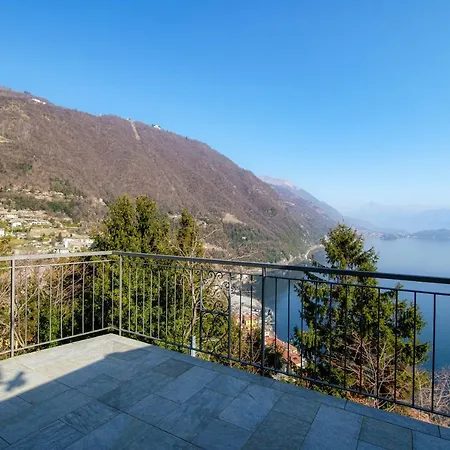 Wonderful View - By Myhomeincomo Casa de Férias Argegno